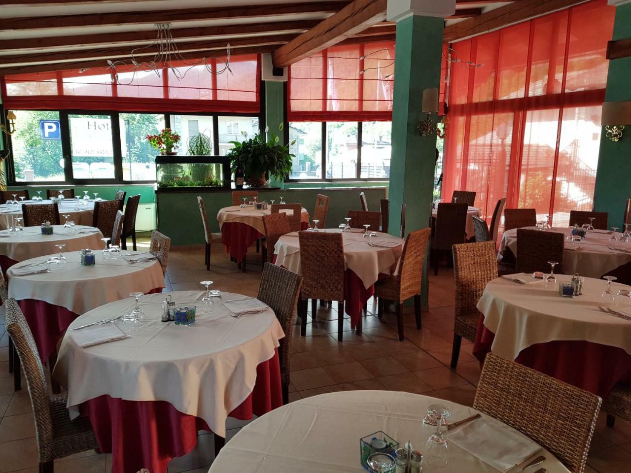 Hotel Lion Roure Turin ภายนอก รูปภาพ